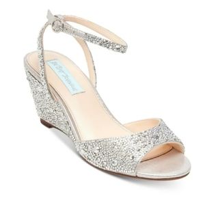 BETSEY JOHNSON Womens Silver Padded Rhinestone Ankle Strap Elora Round Toe Wedge
